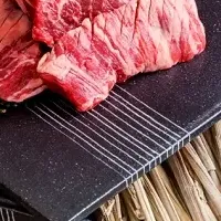 新オープンの牧草牛焼肉店