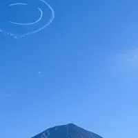 東京都上空にニコちゃん