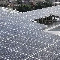 ハノイビルに太陽光発電導入