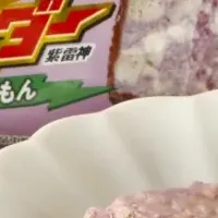 新スイーツ紫いものサンダー