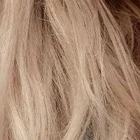 iPhone 16 グリッターケース