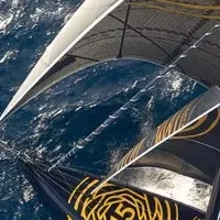 ロクシタン、クラリスを支援